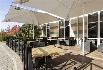 Nova Park Conference Hotel Knivsta  ภายนอก รูปภาพ